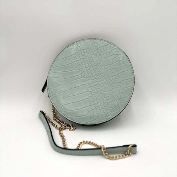 Express O-Ring Handle Crossbody Bag - Picture 2 of 6